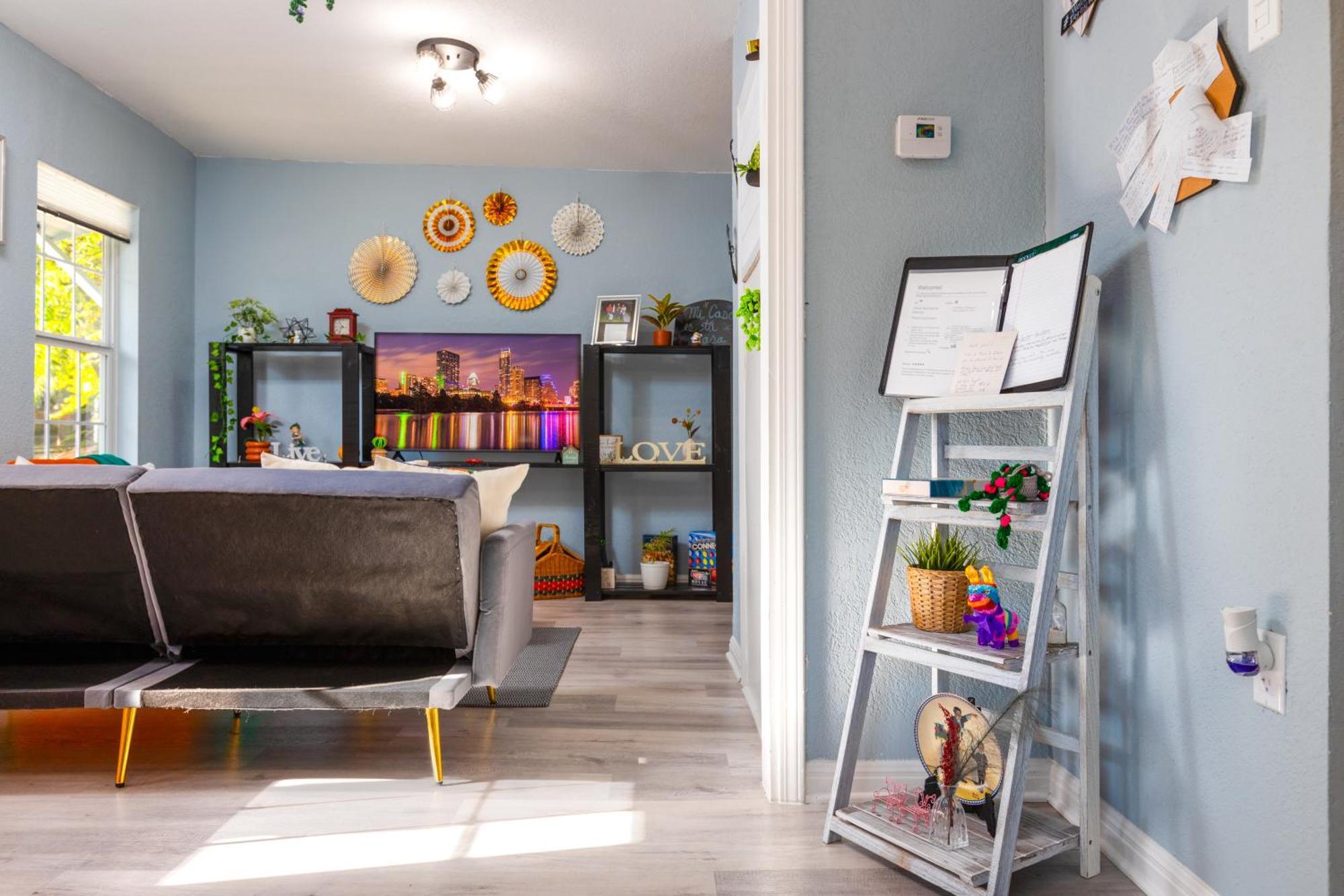 Award Winning Cultural Heritage Home Near Downtown - Walk To 6Th Street Austin Bagian luar foto