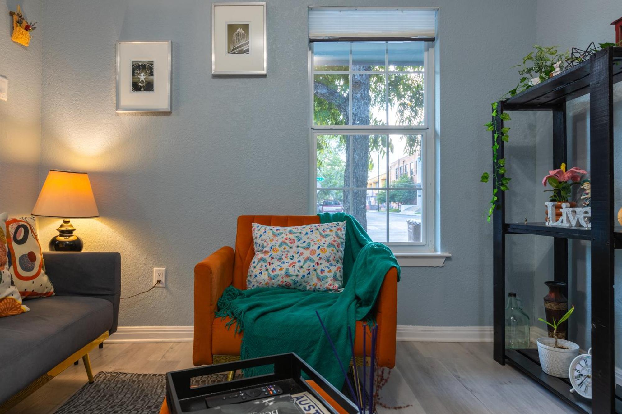 Award Winning Cultural Heritage Home Near Downtown - Walk To 6Th Street Austin Bagian luar foto